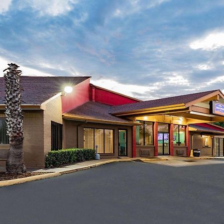Howard Johnson By Wyndham Houston Hobby Airport エクステリア 写真