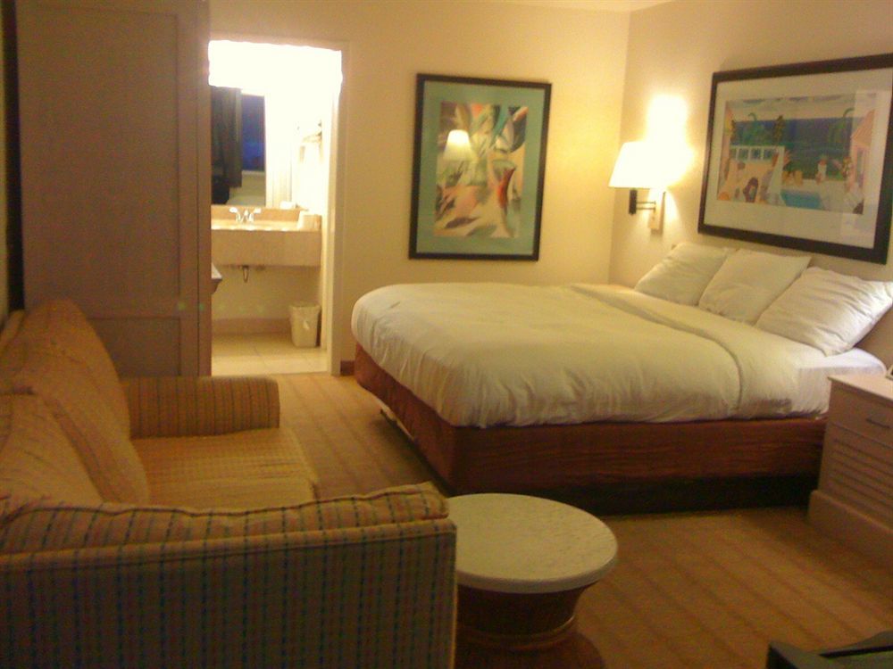 Howard Johnson By Wyndham Houston Hobby Airport エクステリア 写真