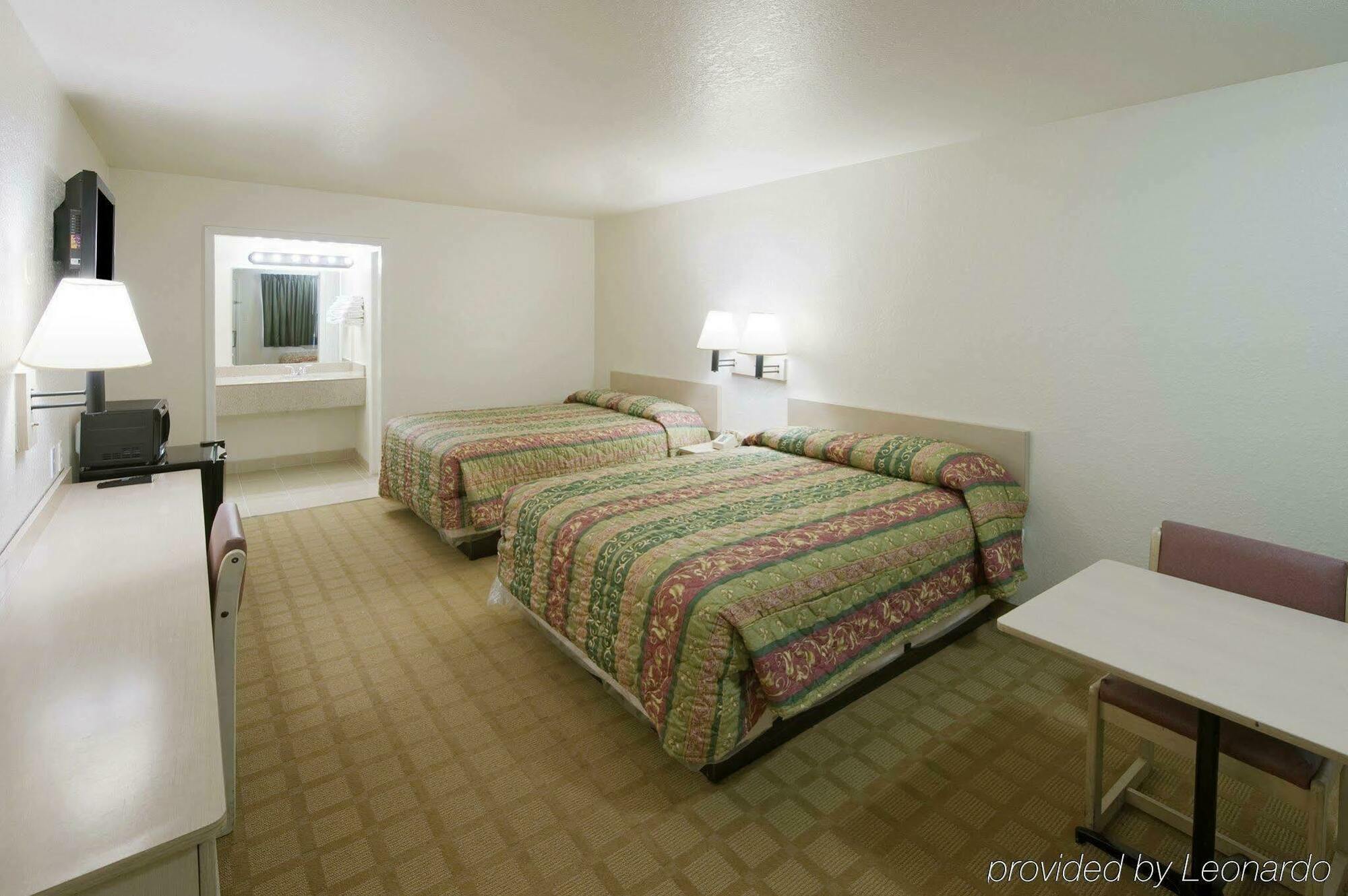 Howard Johnson By Wyndham Houston Hobby Airport エクステリア 写真